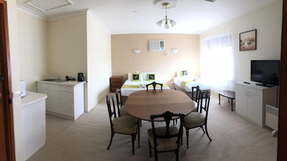 Meramie Motor Inn Олбері Екстер'єр фото
